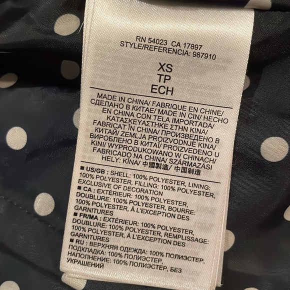 Banana Republic Quilt Pattern Padded Jacket. - Picture 4 of 7